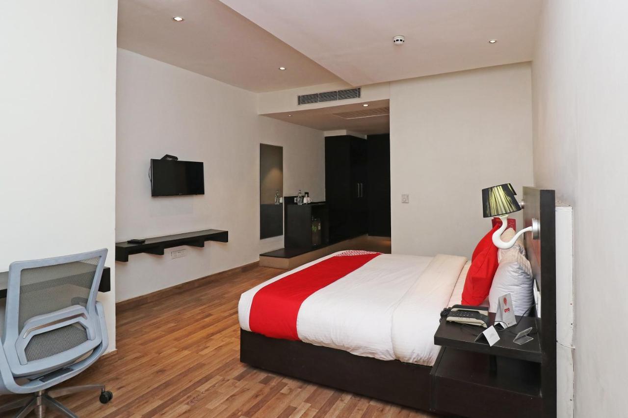 Capital O 19296 Joy Inn & Suites Bhiwadi Zewnętrze zdjęcie