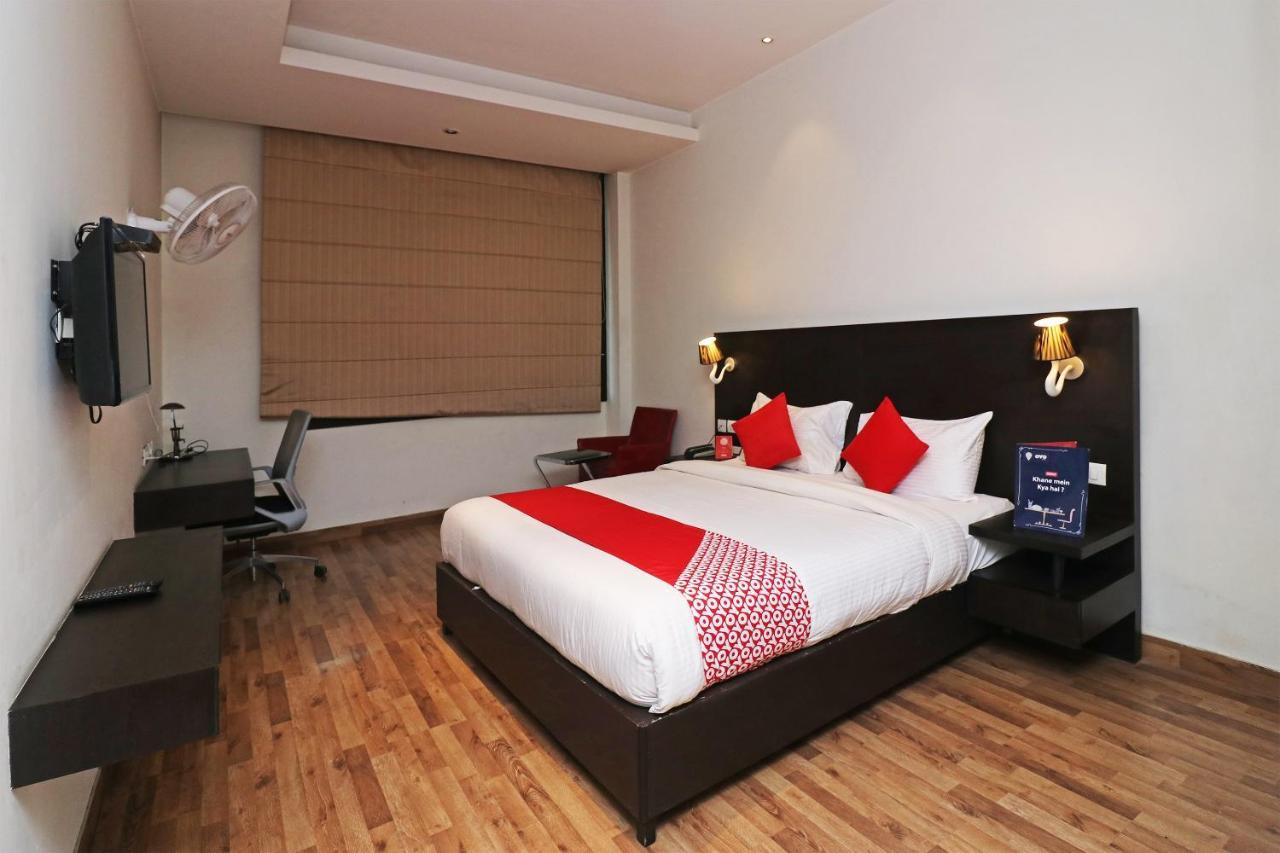 Capital O 19296 Joy Inn & Suites Bhiwadi Zewnętrze zdjęcie